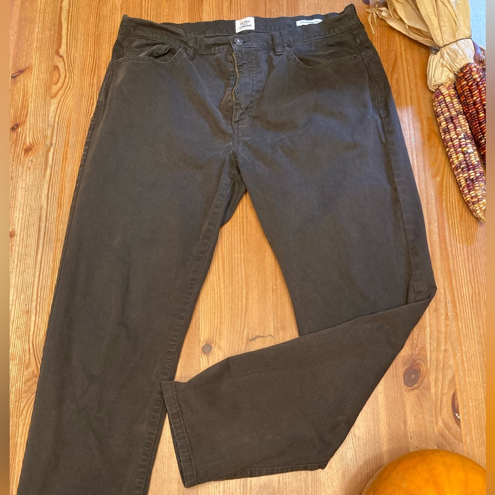 FLINT AND TINDER
365 Pant - Athletic Tapered
 in Washed Black